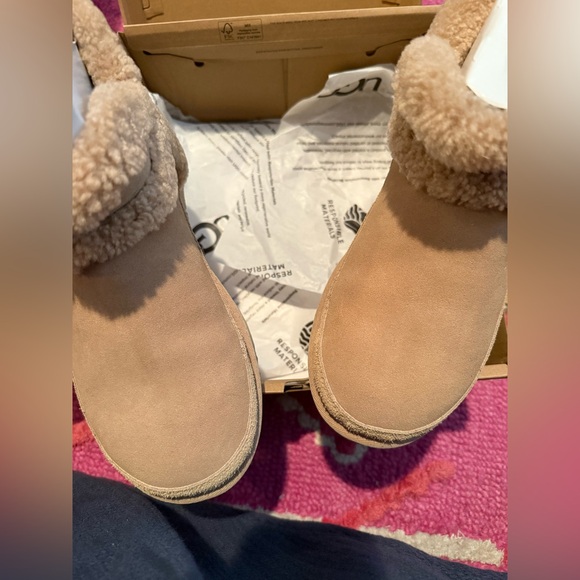 UGG Ultramini Spill Seam - Picture 4 of 7